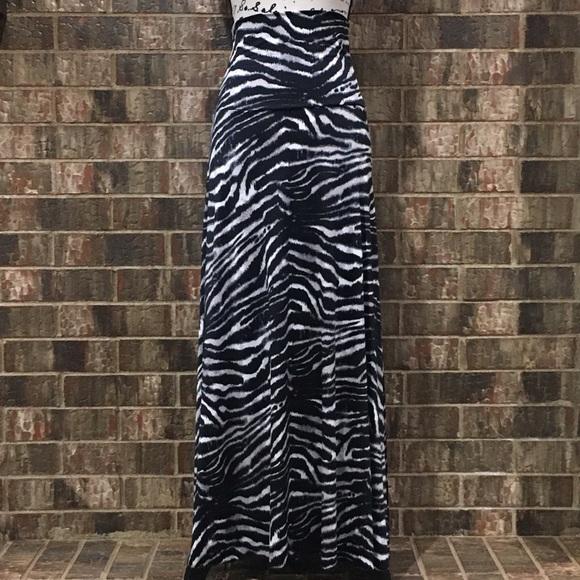 NWOT AVITAL Pretty Animal Print 3 in 1 Skirt/Dress - Picture 2 of 14